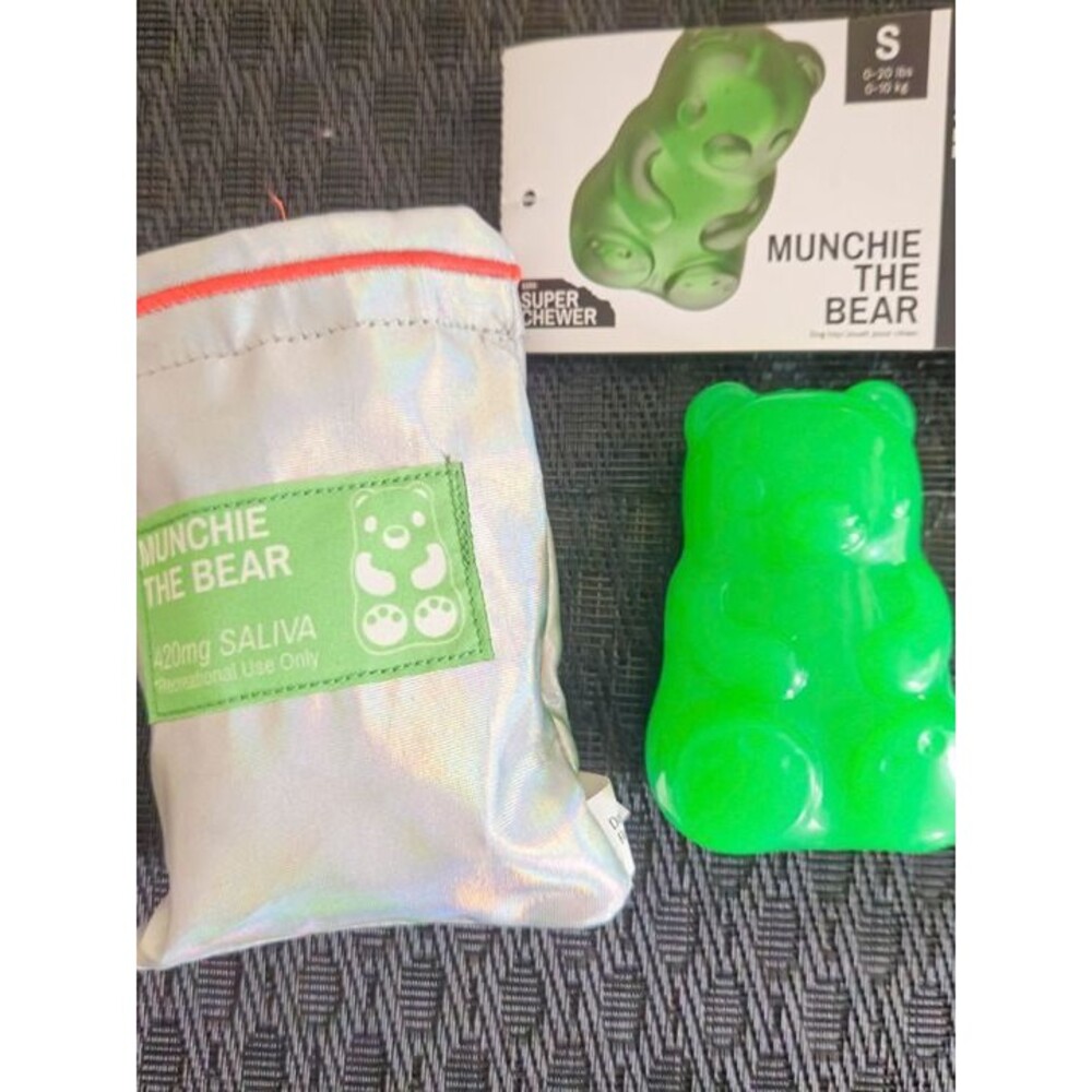 New HTF Bark Super Chewer " Munchie The Bear " Small Dog Toy 4/20 Collection